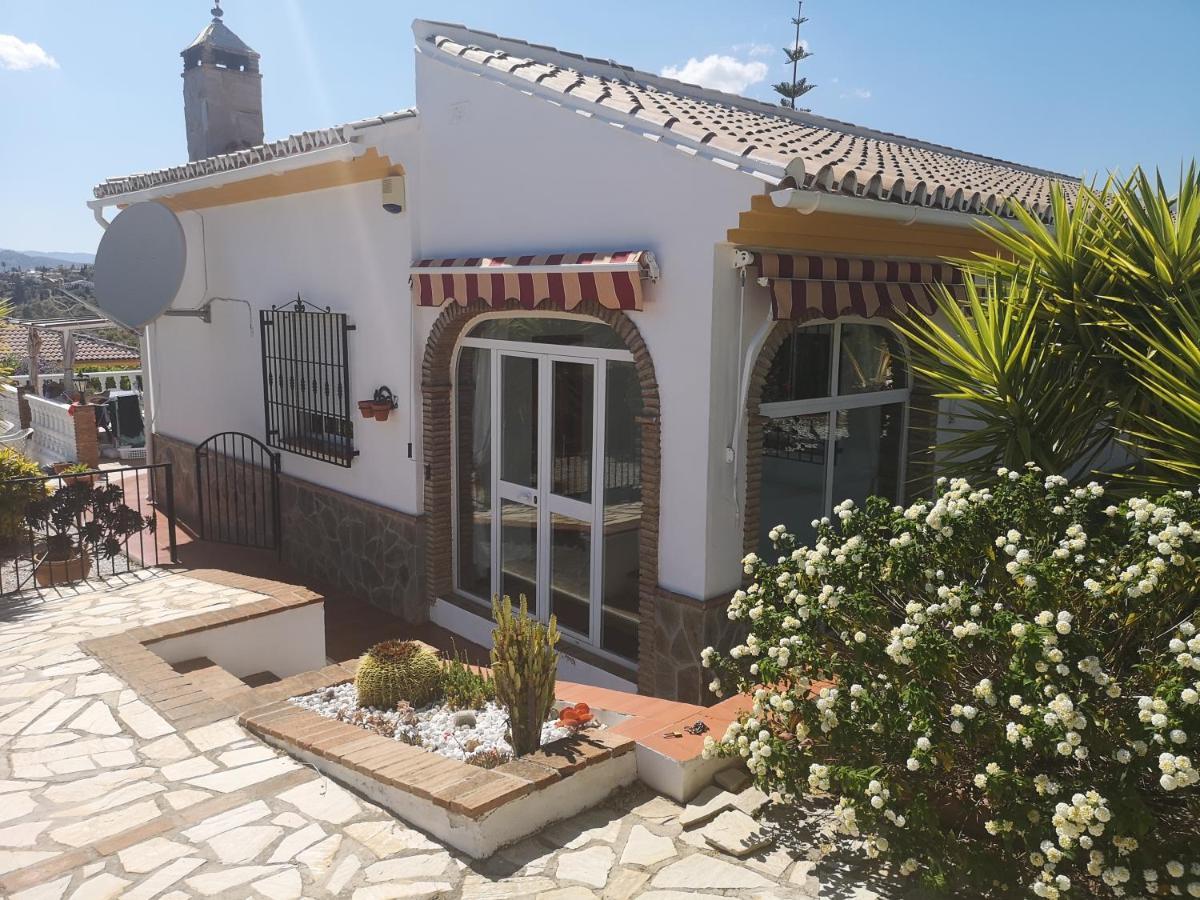Villa Casa Las Fresas Alcaucín Exteriör bild